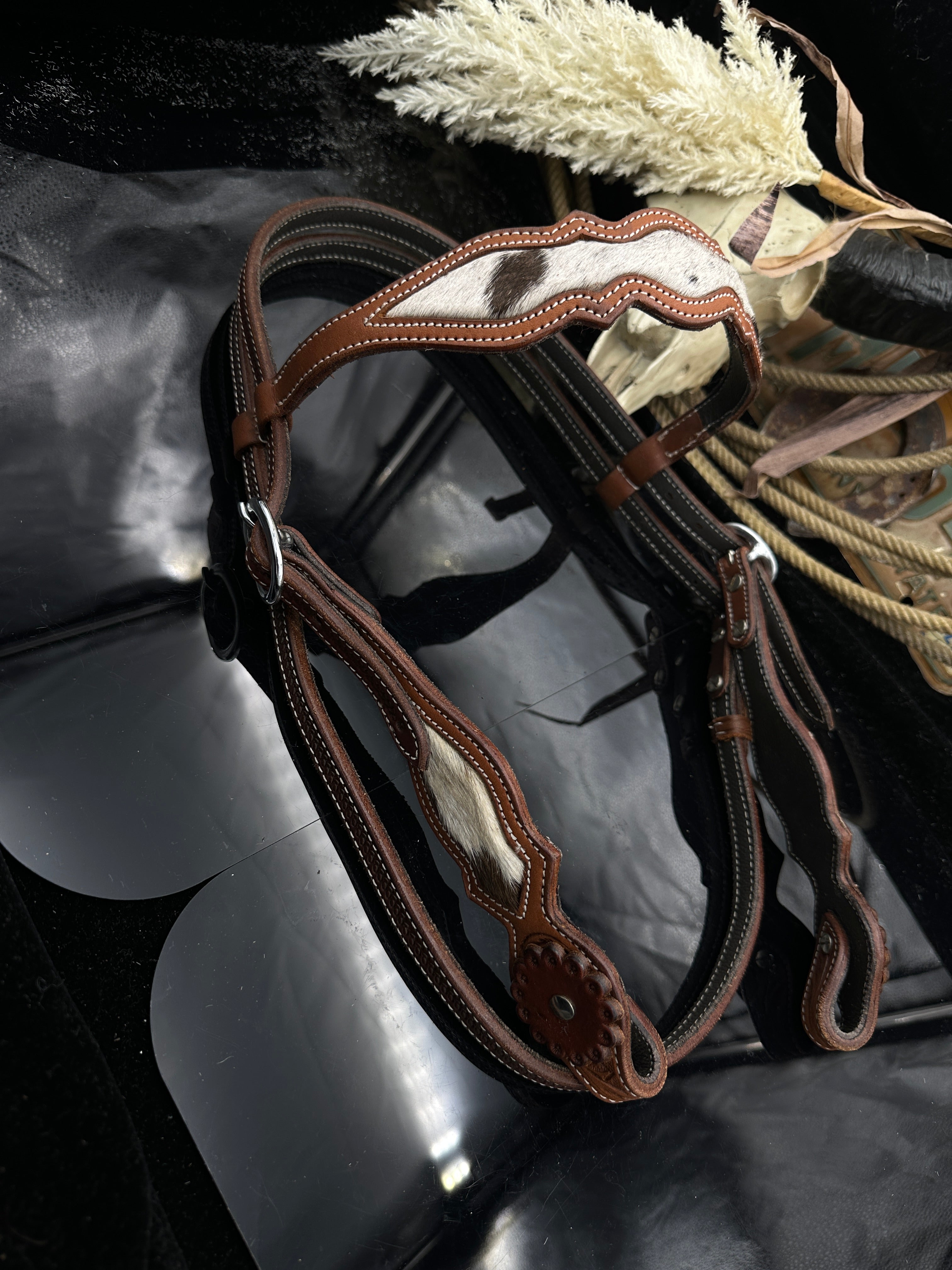 Basic | Cestnut | Browband &amp; Throat Strap | Cowhide Western Headstall