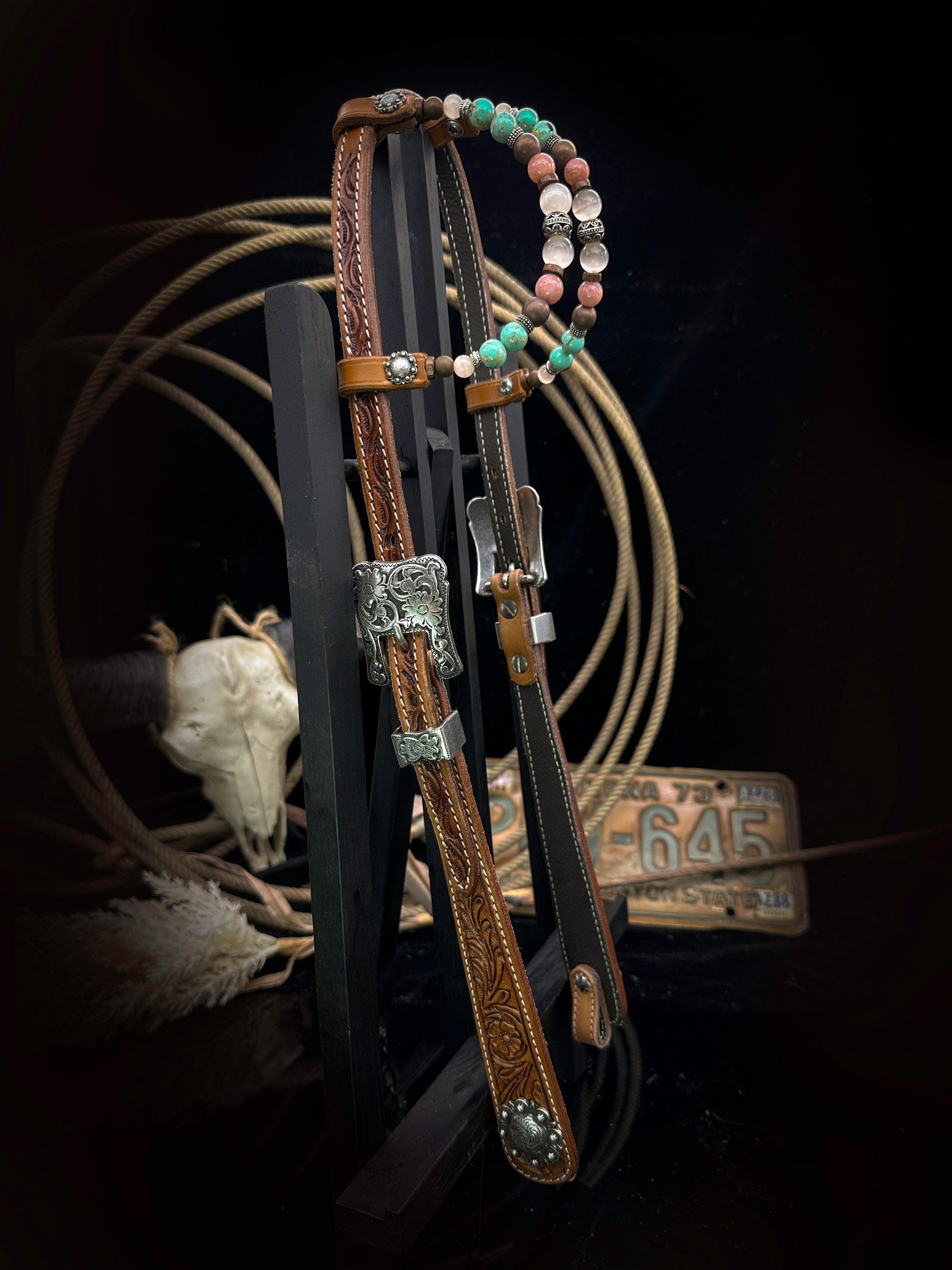 Luxury Chestnut Sidepull – Pink &amp; black. 