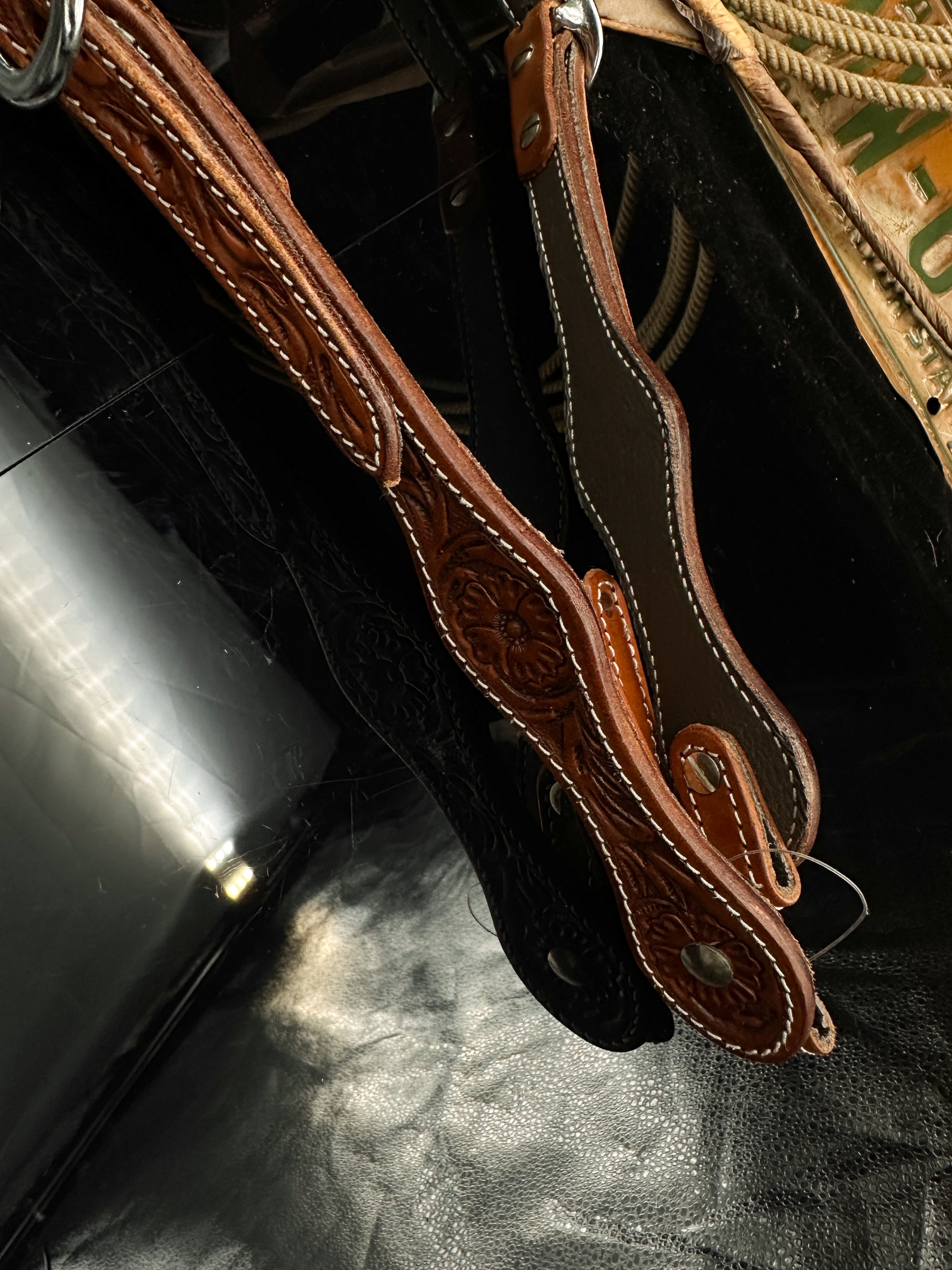 Luxury Chestnut Sidepull – Pink &amp; black. 