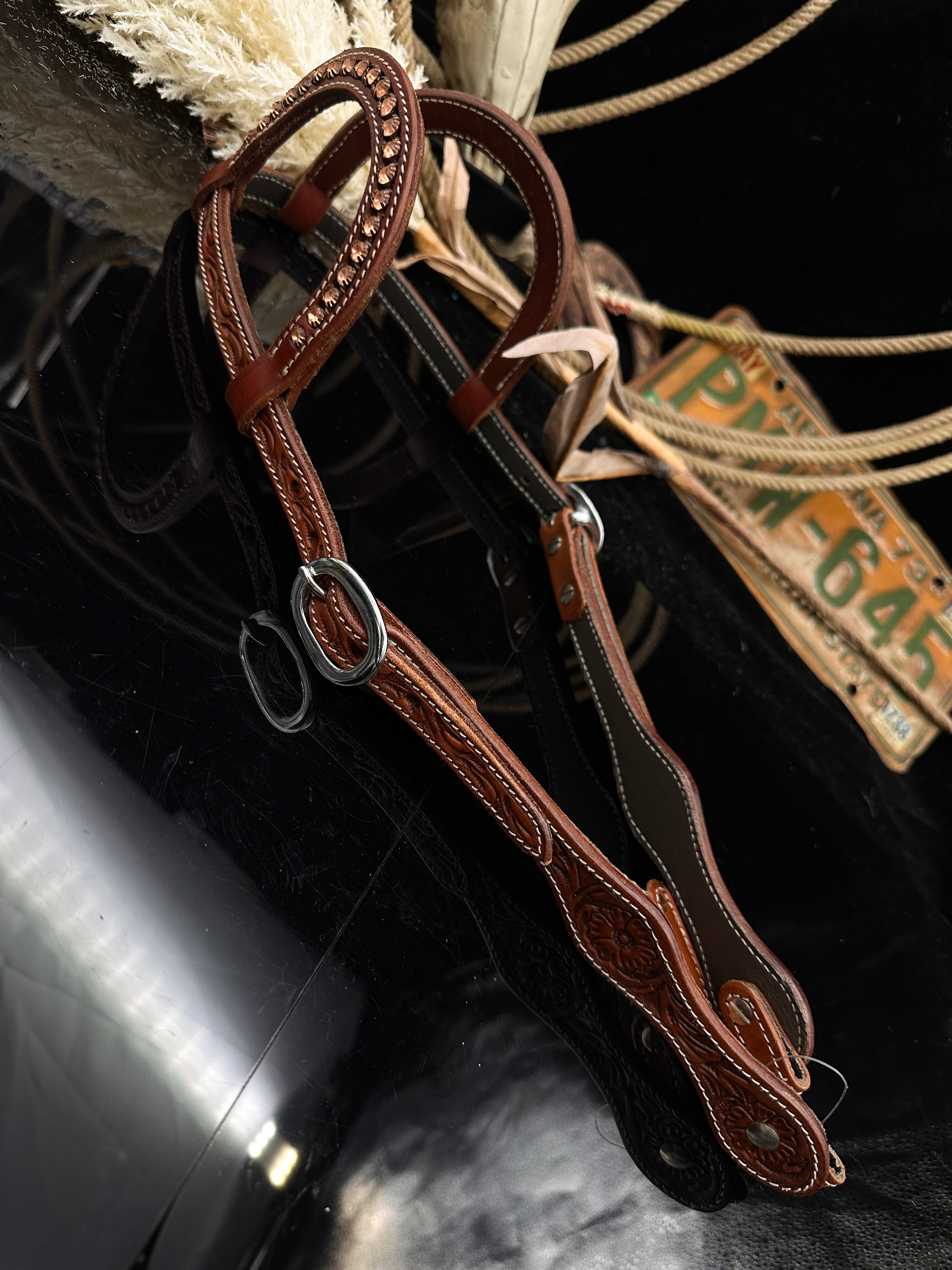 Luxury Chestnut Sidepull – Pink &amp; black. 